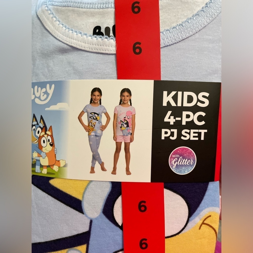 Bluey Kids 4 piece Cute Pink and White, Blue Character Pajama Set size 6-NWT